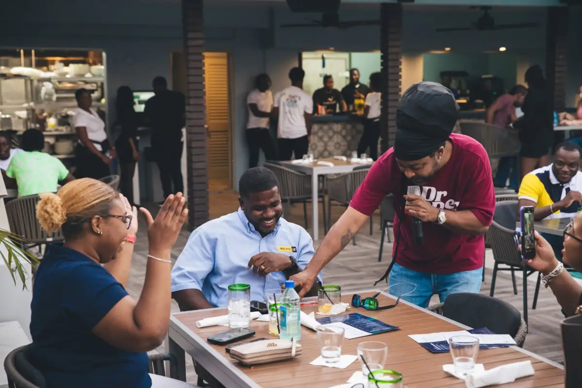 CORPORATE HAPPY HOUR — photo 4