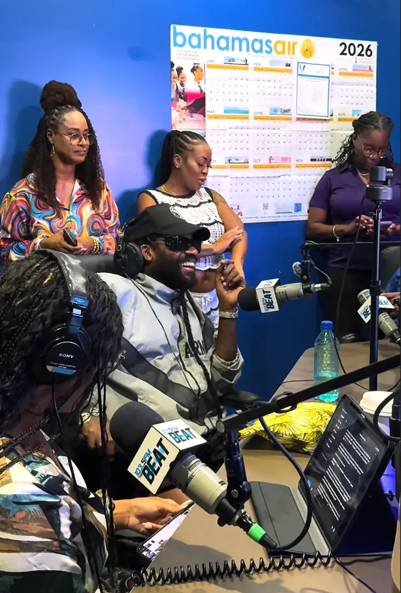 IN STUDIO - TARRUS RILEY — photo 3